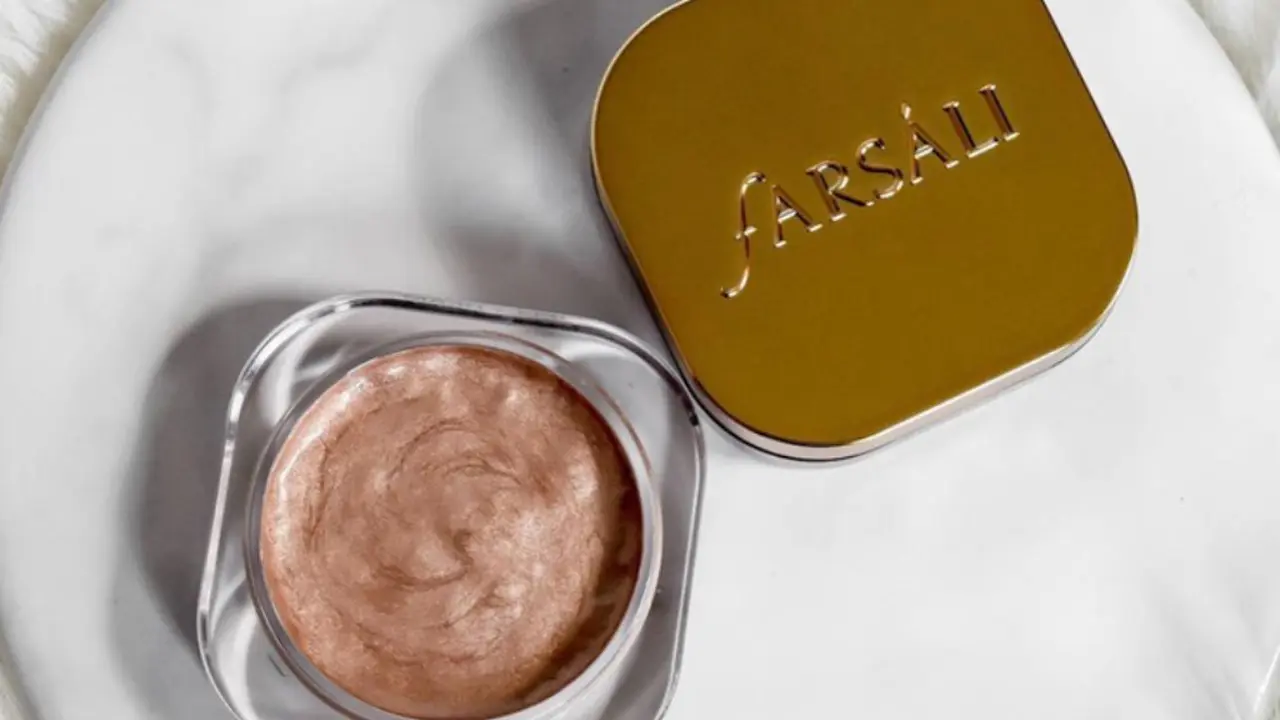 Jelly Highlighter, yang Lagi Hits di Kalangan Beauty Enthusiast
