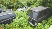 Top 3: Mobil Mewah 'Dibuang' Pemiliknya di Tempat Ini