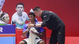 Kemenangan ini membawa Alwi melaju ke babak 16 besar Indonesia Open 2025. (Bola.com/M Iqbal Ichsan)
