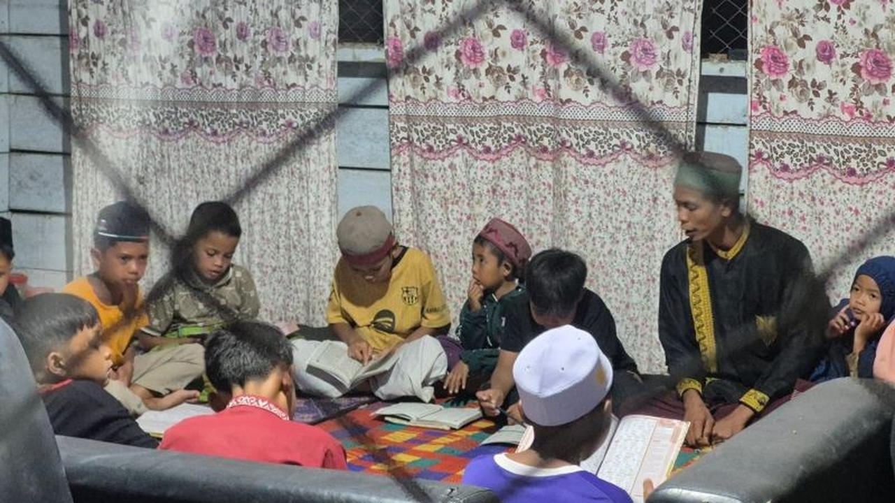 Tak Gentar Bencana, Semangat Mengaji Anak-anak Gayo Lues Tetap Membara