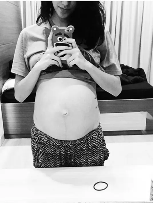 "Namanya cantik kak. Ada unsur bataknya juga. Halomoan (kesukaan) semoga benar2 mjd kesuakaan setiap org. Sehat2 babynya ya," tulis pemilik akun velahappy. (Instagram/dahliachr)