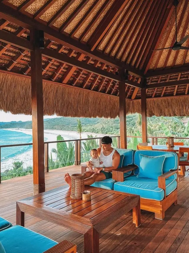 Kebersamaan Indra Priawan dan anak