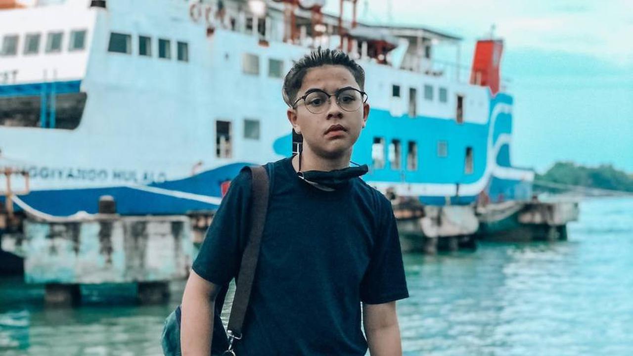 "Kenapa baru sekarang aku buka mulut, karena aku selama 2 tahun ini, aku berharap dia balik ke aku, aku berharap ada tanggung jawab dari dia," kata Baim.&nbsp;