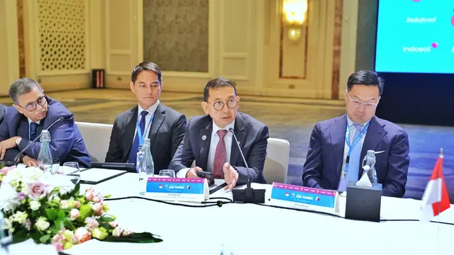 Menteri Kebudayaan, Fadli Zon, mendampingi Presiden Prabowo Subianto dalam diskusi “Indonesia–Qatar CEO Forum.” di Qatar pada Minggu, 13 April 2025. (Dok Kemenbud)