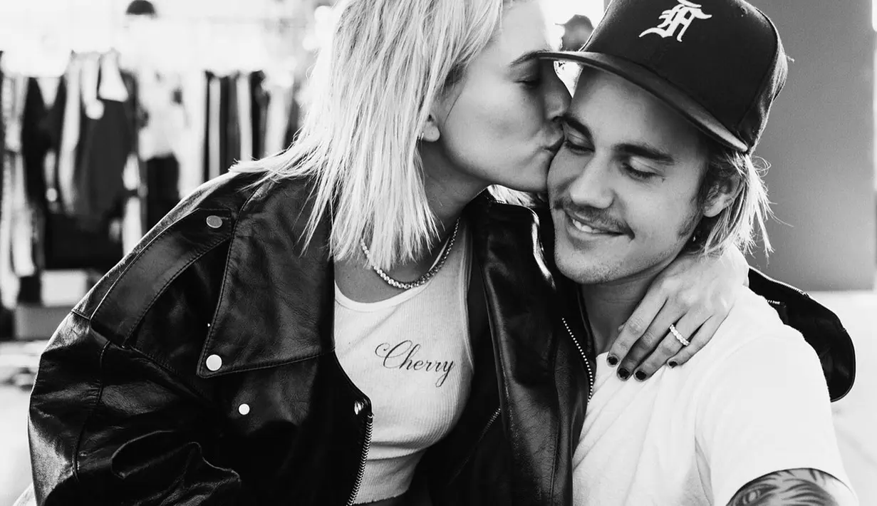 Sumber lain pun mengatakan bahwa Justin Bieber benar-benar bahagia saat bisa bersama dengan Hailey Baldwin. (instagram/justinbieber)