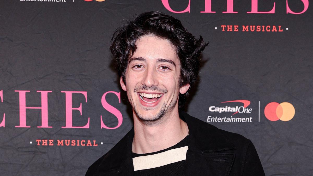 Milo Manheim dan Teagan Croft Diumumkan Bintangi Film Tangled Live Action