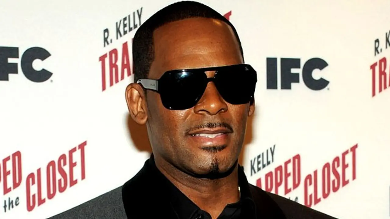 r-relly-130910c.jpg