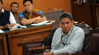 Tim kuasa hukum Komisi Pemberantasan Korupsi menghadirkan penyelidik aktif di KPK, Iguh Sipurba dalam sidang praperadilan antara Komjen Pol Budi Gunawan melawan KPK di Pengadilan Negeri Jakarta Selatan, Kamis (12/2/2015). (Liputan6.com/Helmi Fithriansyah)