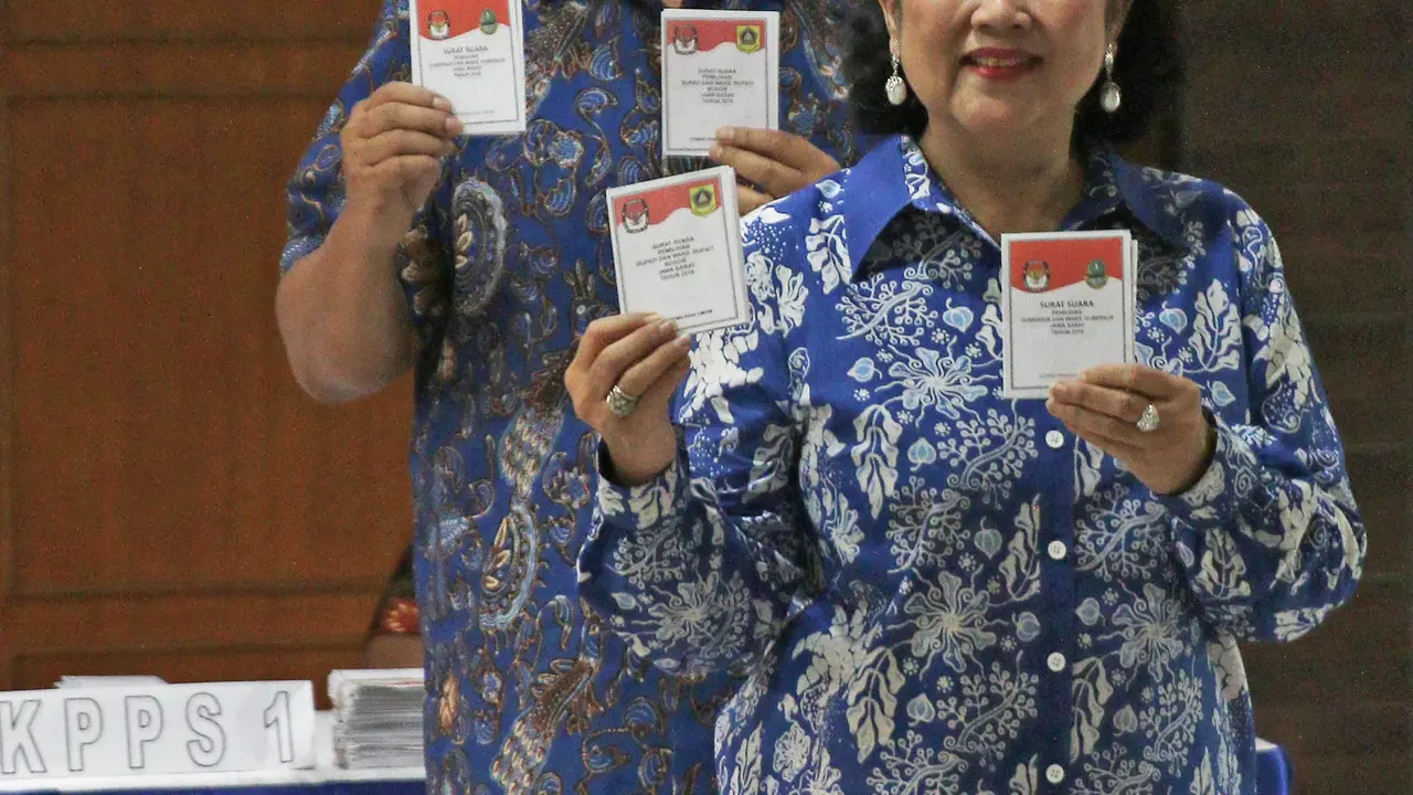 SBY Beserta Keluarga Memilih di Cikeas Bogor