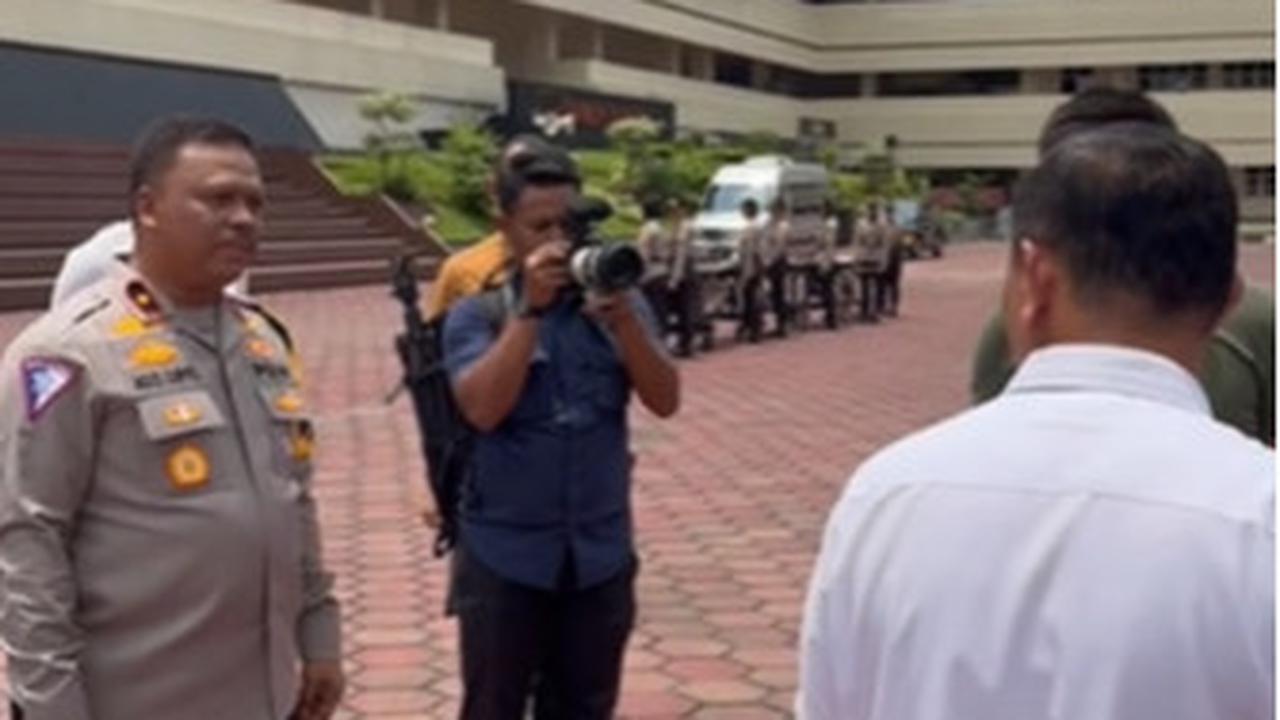 <b>'Syarat' Jadi Bintang Dua dan Tiga&nbsp;</b>