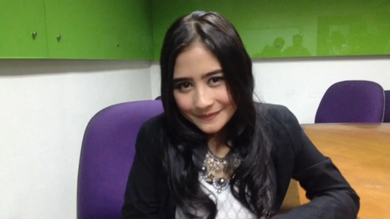 Aliando Syarief dan Prilly Latuconsina