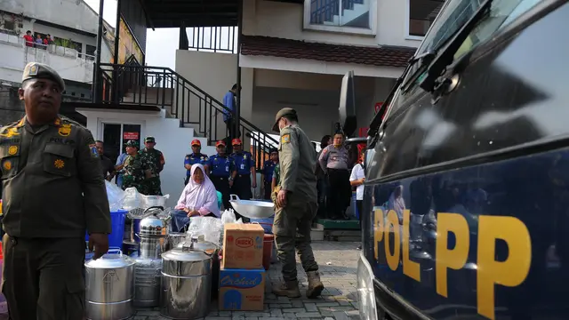 pengusuran pasar perabot jatinegara