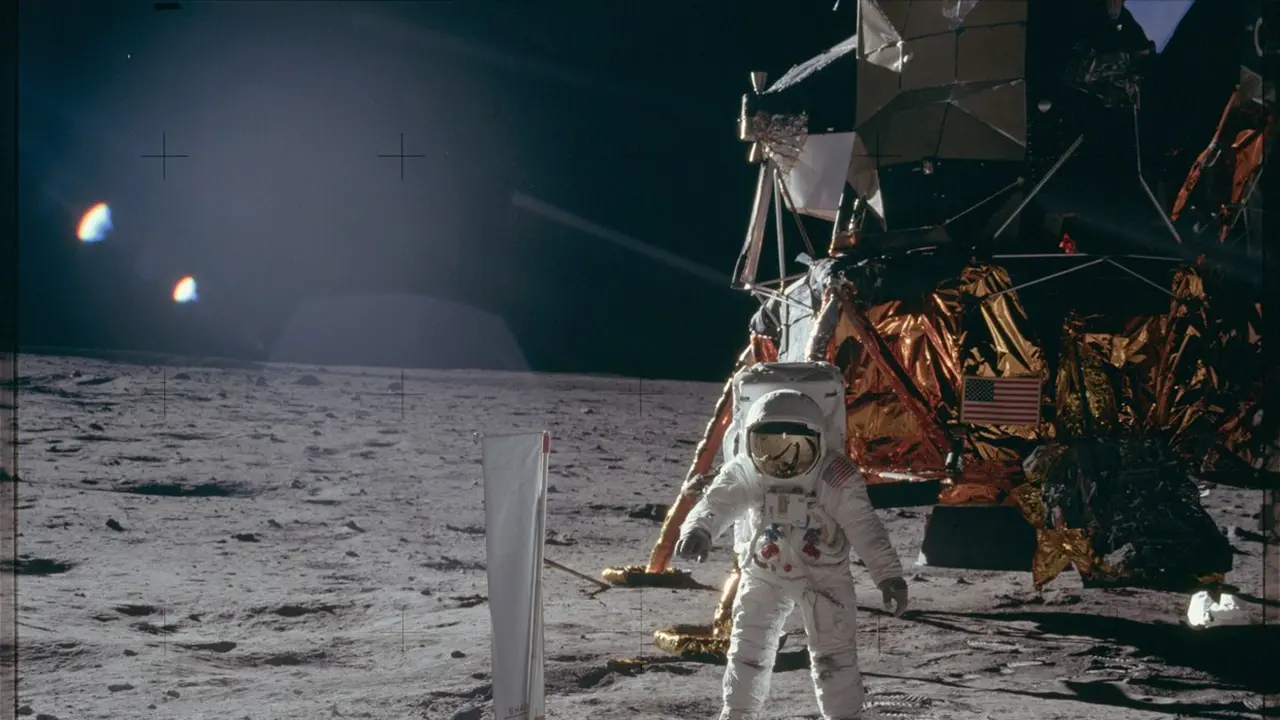 Mengintip 9 Potret Terbaik dari Misi Apollo yang Dilakukan NASA