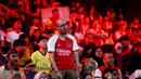 Fans tampak kecewa saat acara Roaring Night Arsenal vs Everton di Bulungan Theatre Building, Jakarta, Minggu (19/5/2024). The Gunners kembali gagal menjuarai Liga Inggris. (Bola.com/M Iqbal Ichsan)