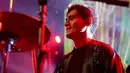 Sosok Tyo Nugros tentu sudah tidak asing lagi di belantika musik Tanah Air. Ia adalah mantan personel band Dewa 19 yang mendapat julukan sebagai drummer terganteng di Indonesia. (FOTO: instagram.com/realnugros/)