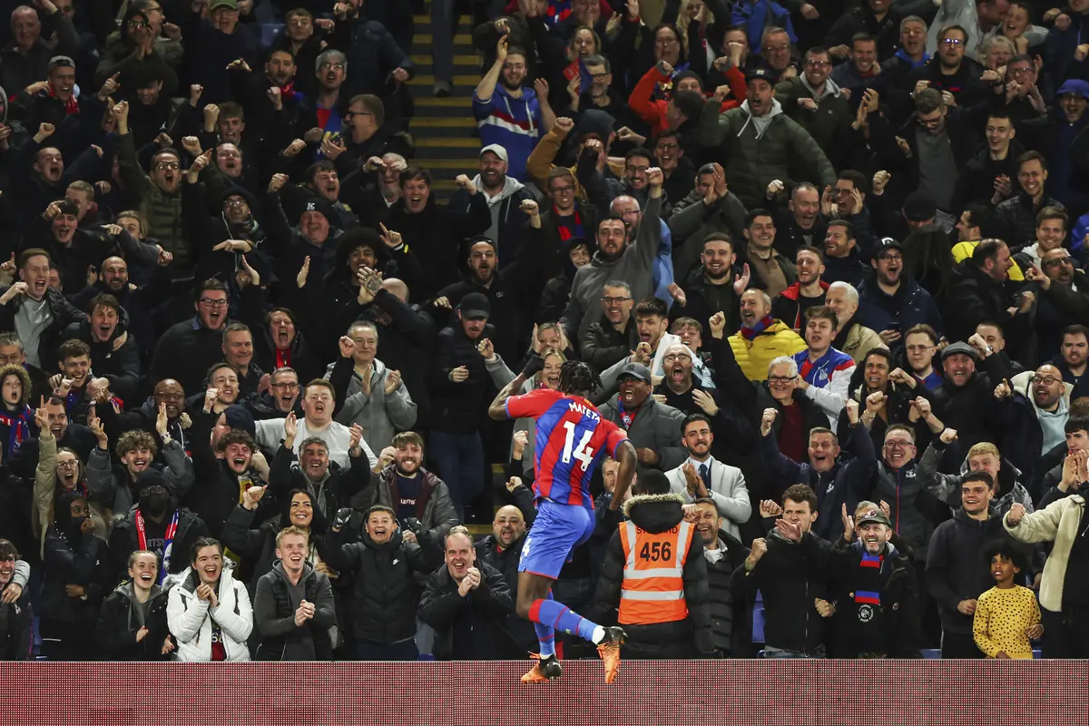 Arsenal Tak Berdaya di Markas Crystal Palace