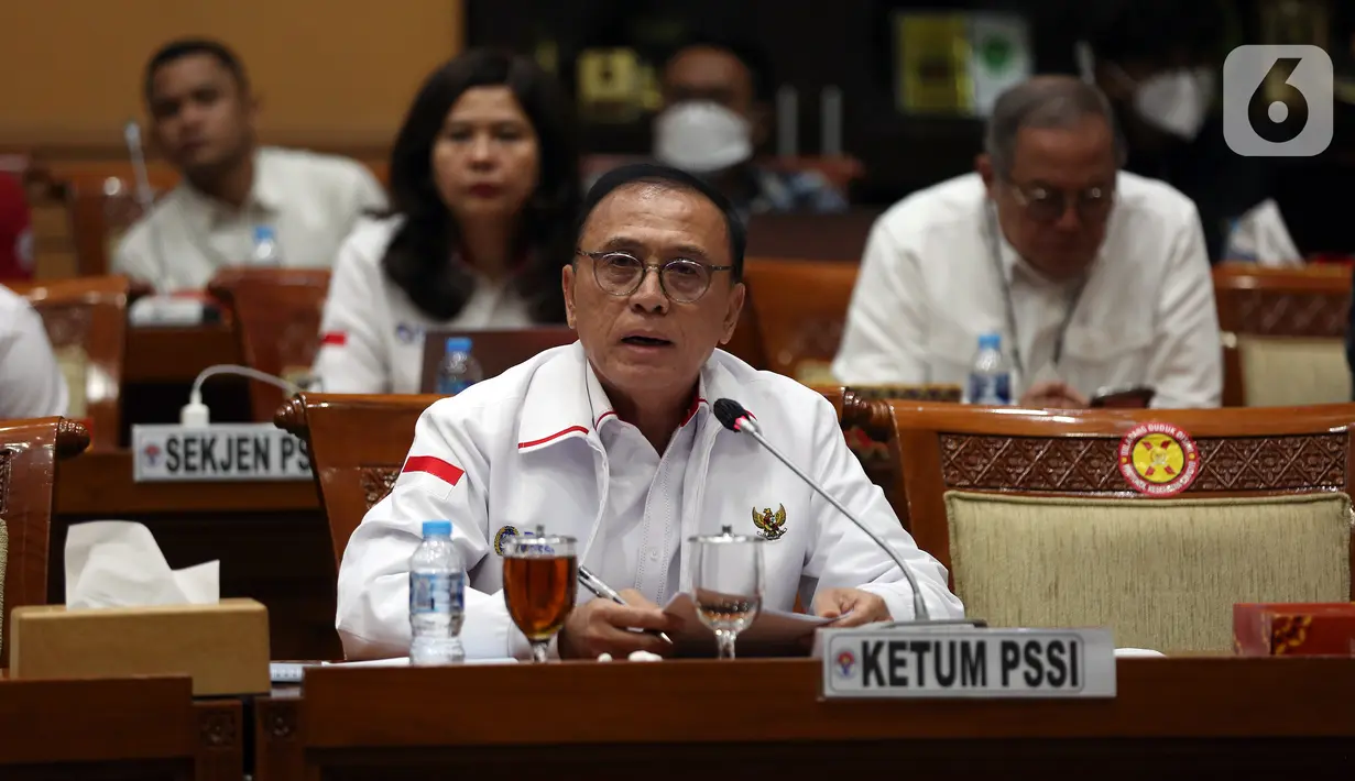 Ketua PSSI Mochamad Iriawan saat Rapat Kerja (Raker) dengan Komisi III DPR RI di Kompleks Parlemen, Senayan, Jakarta, Senin (29/8/2022). Rapat tersebut membahas program naturalisasi Sandy Walsh dan Jordi Amat. (Liputan6.com/Johan Tallo)