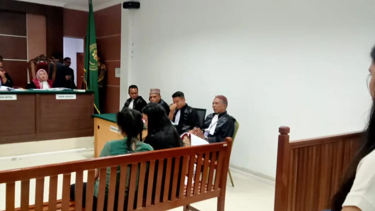 sidang ART di batam dipaksa makan kotoran anjing