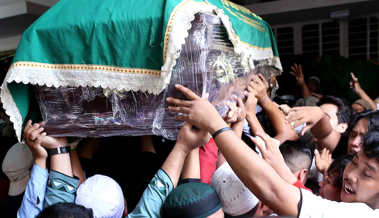 Pemandangan ini adalah salah satu bukti cinta orang dekat Olga