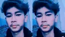 Konten kreator yang viral dengan kata-kata lucu seperti ente kadang-kadang ente, rawr hingga kamu nanya ini pernah unggah foto dengan rambut rapinya. Banyak warganet memuji Alif lebih ganteng jika bergaya rambut seperti ini dibanding dengan rambut cepmek. (Liputan6.com/TikTok/mikey22287)