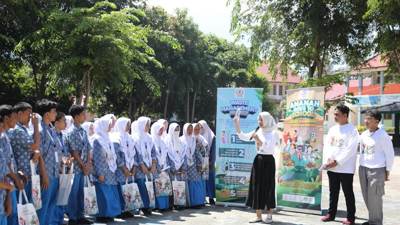Ratusan siswa SMAN 16 Banda Aceh merespons positif sosialisasi kebersihan dari Aneuk Muda Aceh Unggul Hebat (AMANAH), Kamis (8/8/2024) (Istimewa)