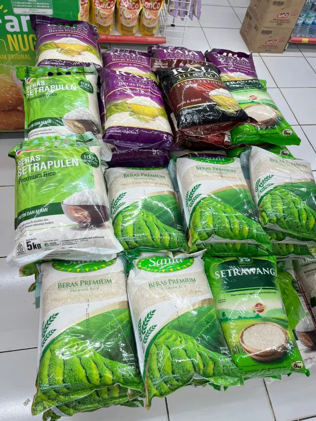 Beras di Alfamart Klapanunggal