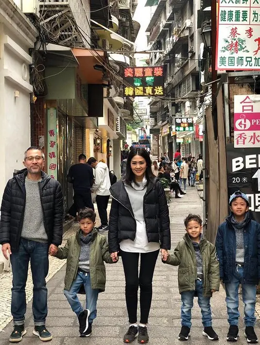 Lukman Sardi dan Lia Lukman