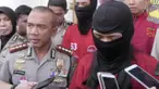 Polisi ringkus MZ, pengadopsi bayi melalui instagram yang membeli bayi seharga Rp 3,8 juta.
