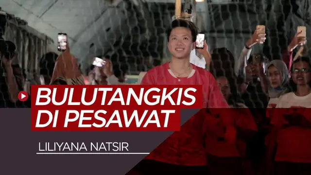 Berita video melihat keseruan Liliyana Natsir bermain bulutangkis dari ketinggian 17.000 kaki.