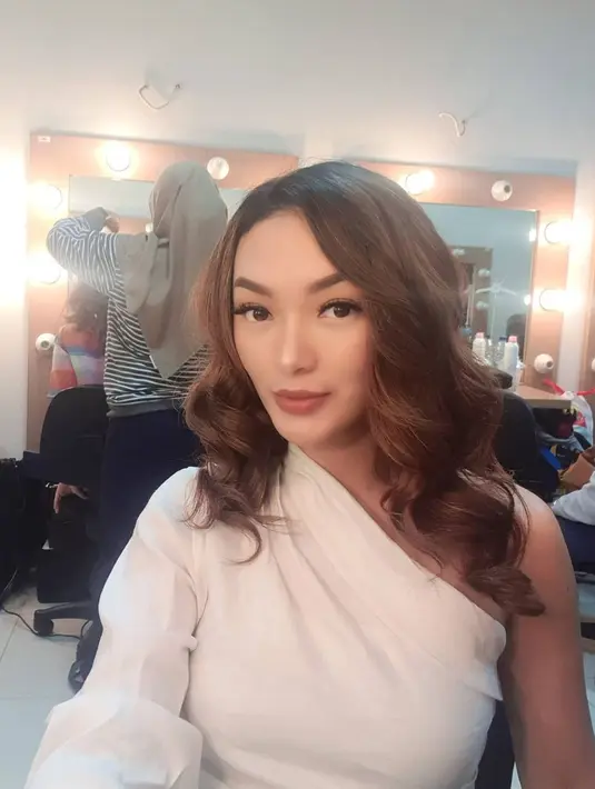 Zaskia Gotik (Instagram/zaskia_gotix)