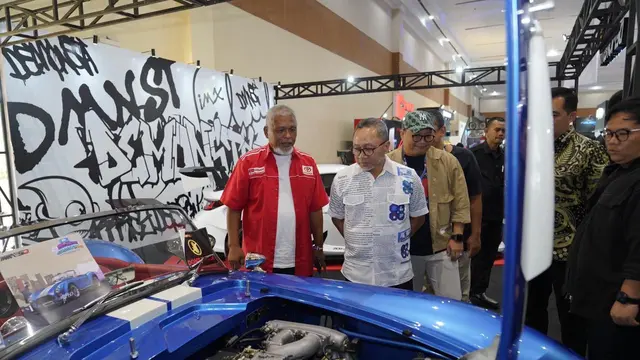 Menteri Perdagangan RI Zulkifli Hasan (Zulhas) menghadiri Pameran Modification Indonesia  (IMX 2023) di Jakarta Convention Center (JCC).