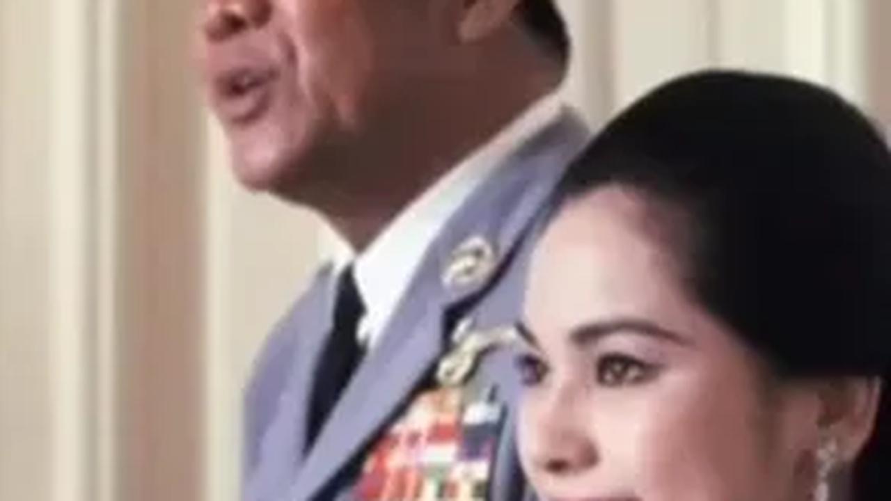 Ditanya Kondisi Negara saat Wawancara, Jawaban Istri Penguasa Indonesia Ini Langsung Bikin Wartawan Amerika Diam Seribu Bahasa