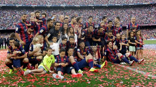 Barcelona akhirnya mengangkat trofi juara La Liga Spanyol musim 2014/2015. Pesta juara yang berlangsung di Camp Nou, Sabtu (23/5) malam WIB, sekaligus menjadi ajang perpisahan Xavi Hernandez yang memutuskan hengkang dari Barca di akhir musim ini.