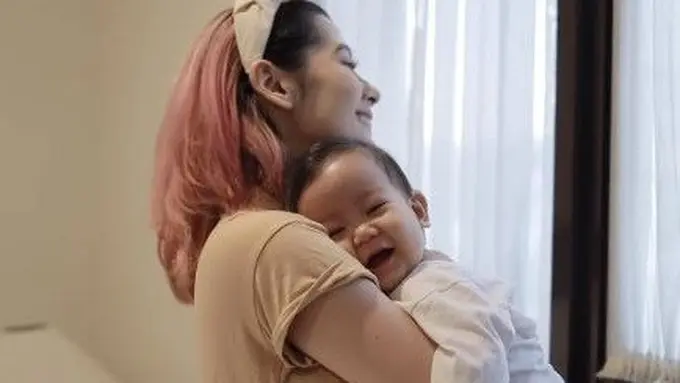 Ardina Rasti (Instagram/ardinarasti6)