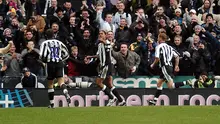 Patrick Kluivert saat mencetak gol untuk Newcastle United pada musim 2024/2025. (AFP PHOTO PAUL BARKERPAUL BARKER / AFP)