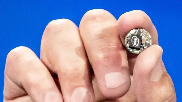 Intel Buat Komputer Seukuran Kancing