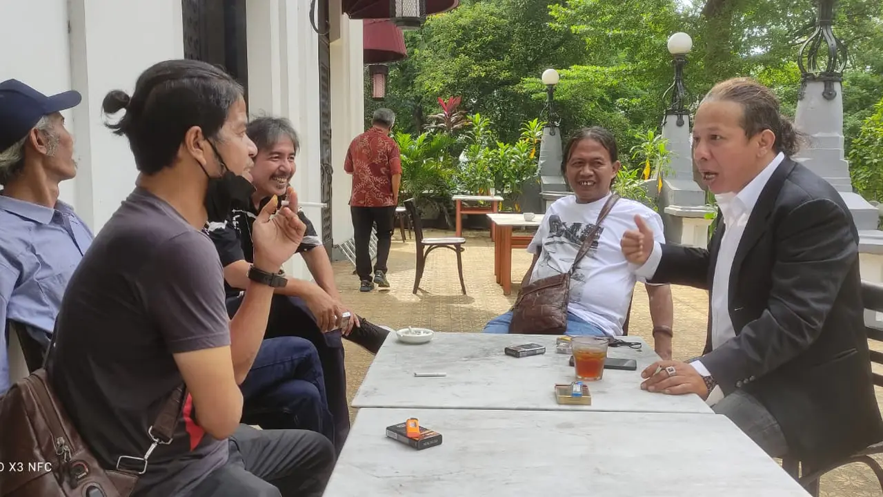 Fitrajaya Nusananta menggelar Grand Opening Solo Exhibition berjudul Memoir of The Old Master