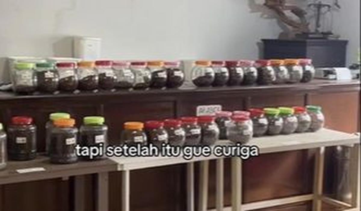 Pabrik kopi Margo Redjo didirikan oleh kakek dari Widayat, yakni Tan Tiong le.