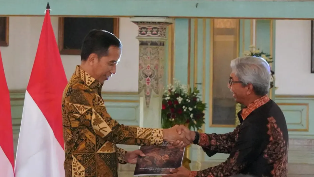 Dr. A.M. Fachir dan Presiden Joko Widodo