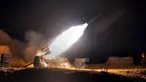 Senjata militer Korea Utara ditembakkan selama latihan militer di di sebuah daerah yang tak disebutkan, Korea Utara, (12/4). Dikhawatirkan akan semakin memanaskan perang dingin dengan Korea Selatan. (REUTERS / KCNA)