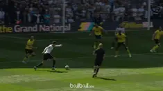 Berita video alasan Barcelona inginkan pemain Tottenham Hotspur, Dele Alli, karena golnya ini? This video presented by BallBall.