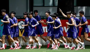 Para pemain Korea Selatan mengikuti sesi latihan di Chivas Verde Valle di Guadalajara, Meksiko, pada 15 Juni 2026, selama turnamen sepak bola Piala Dunia 2026. (Ulises Ruiz/AFP)
