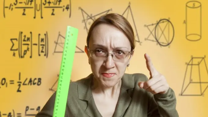 Kumpulan Dosen 'Killer' Ini Bikin Kamu Ingin Balik ke Sekolah