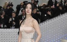 Senyum Manis dan Gigi Putih Zendaya dan Song Hye Kyo Jadi Tren Standar Kecantikan Tahun 2025