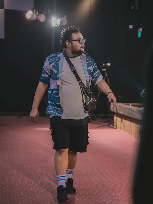 Klarifikasi Komika Fico Fachriza Usai Dituding Tipu Rekan Sesama Artis (credit: instagram/ficofachriza_).