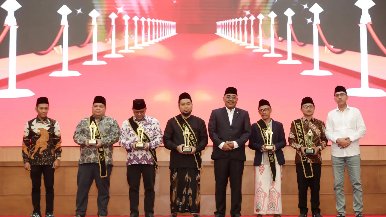 Pemberian Penghargaan Santri Of The Year 2024 digelar di gedung Nusantara IV DPR/MPR RI, Minggu 22 September 2024 (Istimewa)