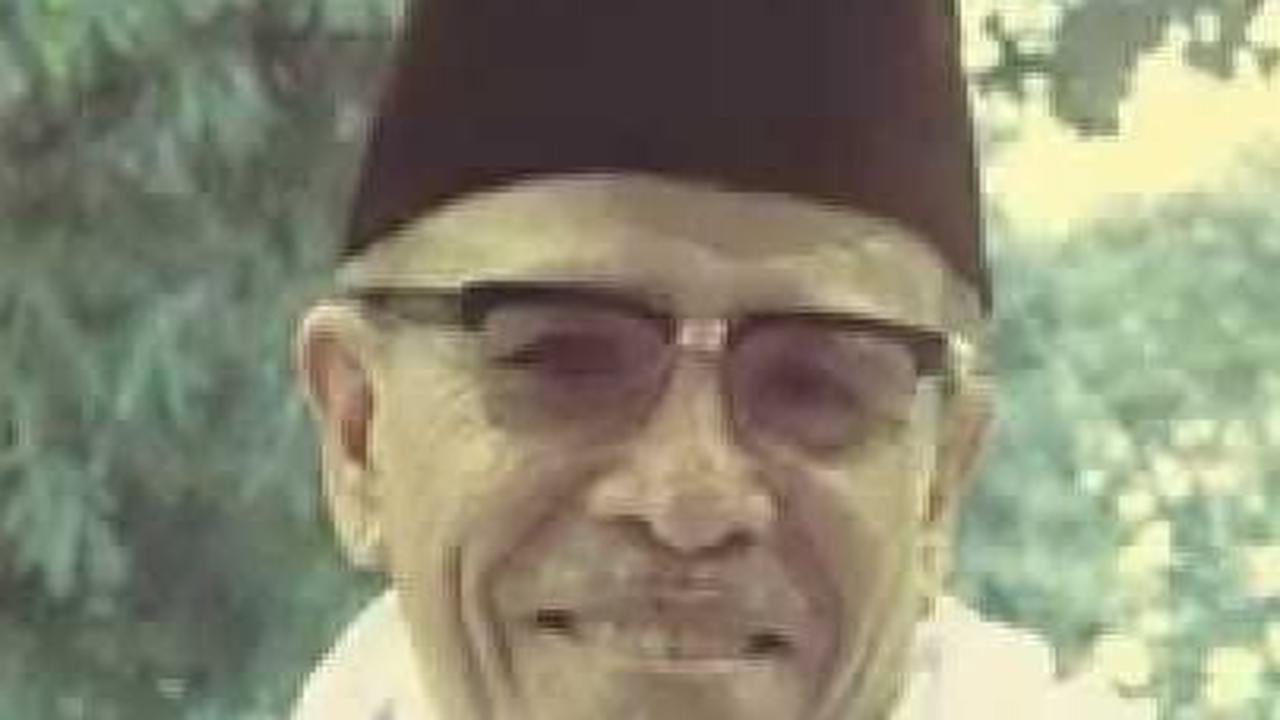 Dengan ikhlas, Hamka menunaikan permintaan terakhir sahabatnya tersebut. Ia menjadi Imam salat jenazah Soekarno.<br>