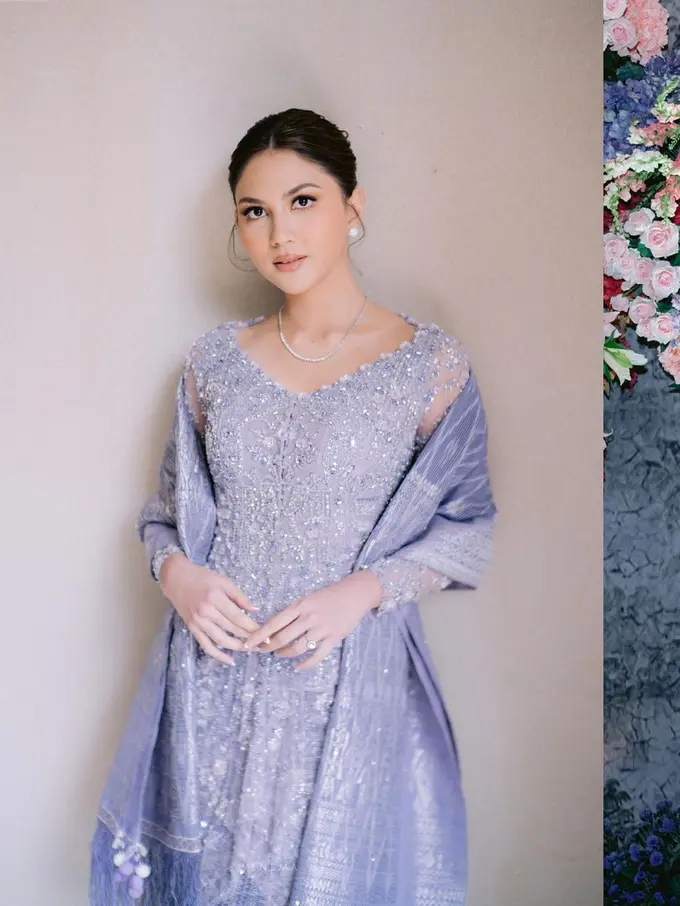 8 Inspirasi Kebaya Ungu dari Selvi Ananda, Erina Gudono, Ayu Ting Ting, hingga Jessica Mila