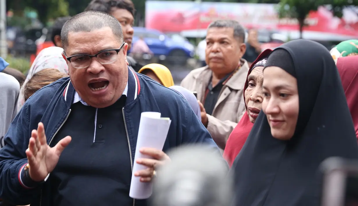 Lyra Virna ditetapkan sebagai tersangka dengan dugaan pencemaran nama baik. Istri Fadlan itu dilaporkan pemilik Ada Tour dan Travel, Lasty Annisa pada tahun lalu. (Nurwahyunan/Bintang.com)