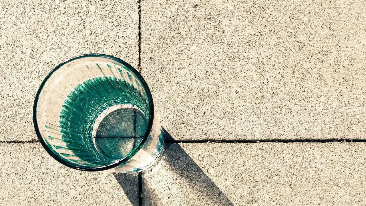 <b>Berapa Gelas Minum Air Putih Sehari yang Dianjurkan?</b>